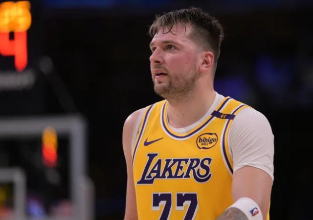 kaiyun-独行侠前高管揭秘东契奇发福：喝酒抽烟爱喝甜饮料