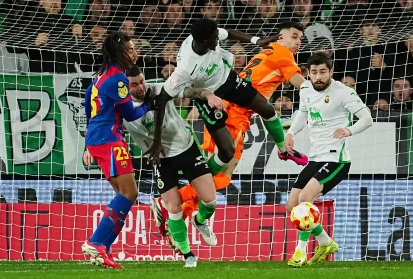 每体赛后评分：亚马尔闪耀、费兰建功助巴萨国王杯晋级