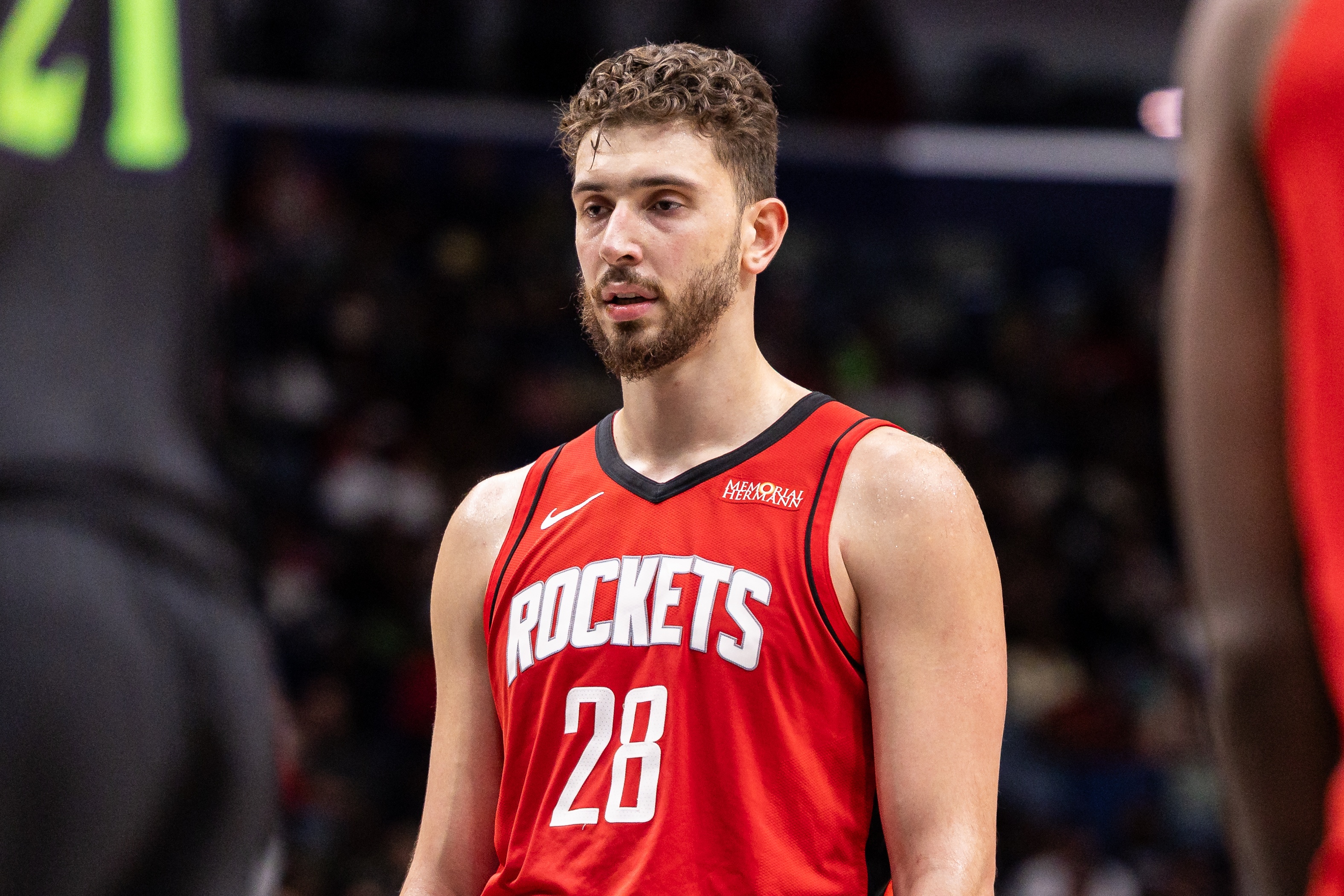 开云-是否达到期待？申京本赛季场均20.4+8.9+6.2+3.2失误 命中率51.9%